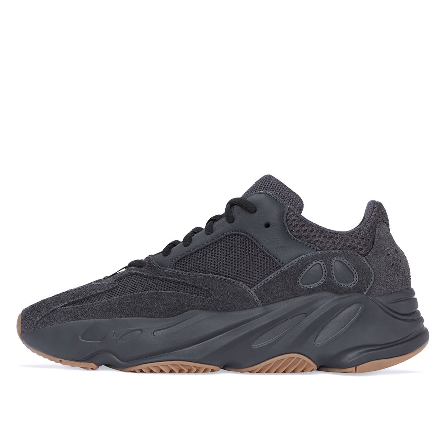 Klekt Yeezy Boost 700 Utility Crna
