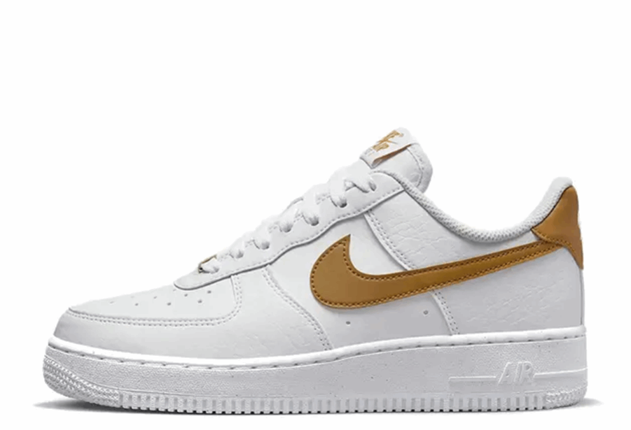 Air Force 1 Wmns Next Nature Nisko Bijelo Zlato Klekt