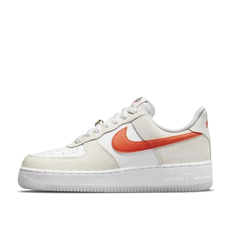 Klekt Wmns Air Force 1 Niska Krema Za Prvu Upotrebu