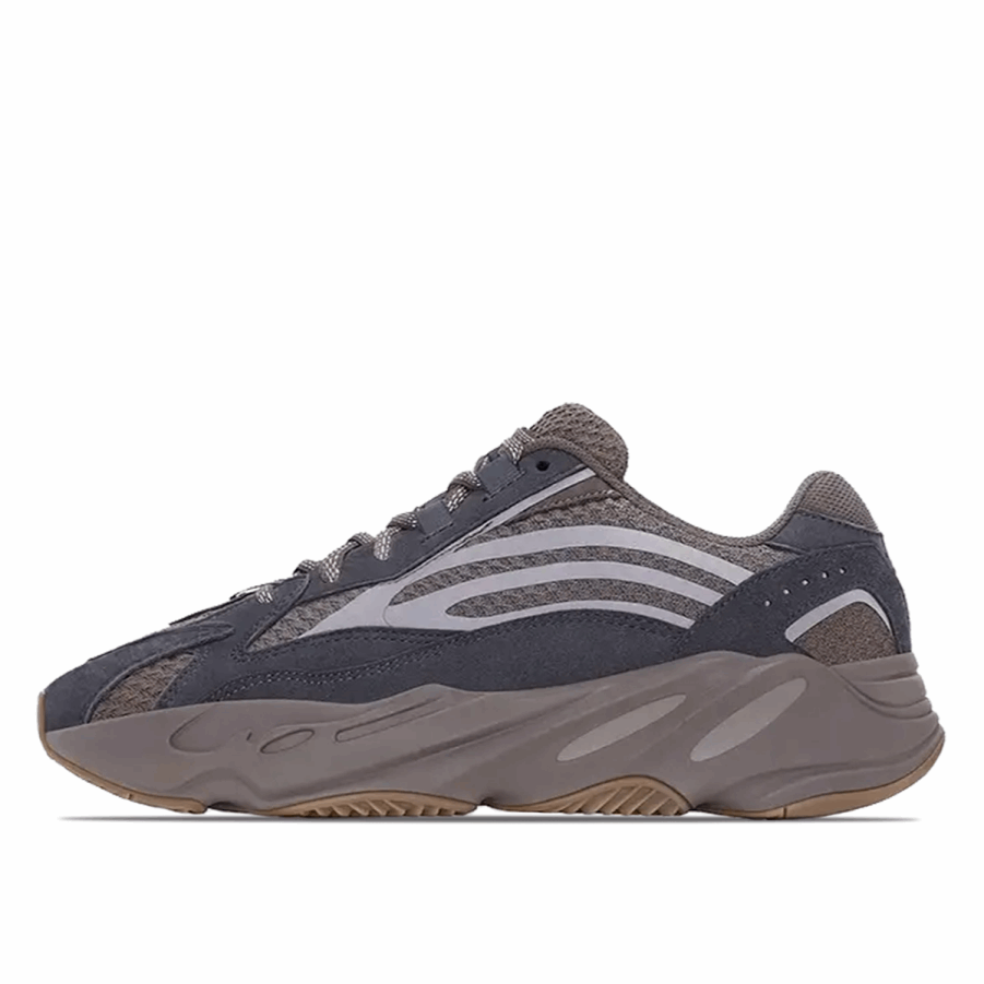 Klekt Yeezy Boost 700 V2 Ljubičasta
